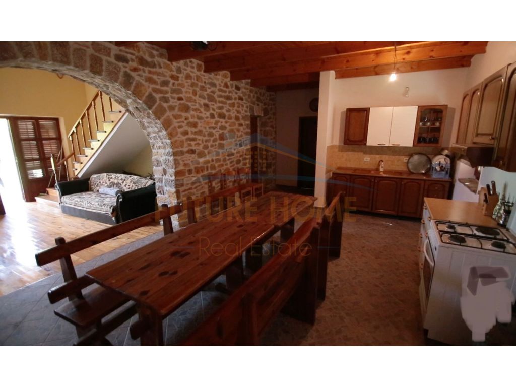 For sale, 2-storey villa, Voskopoje.