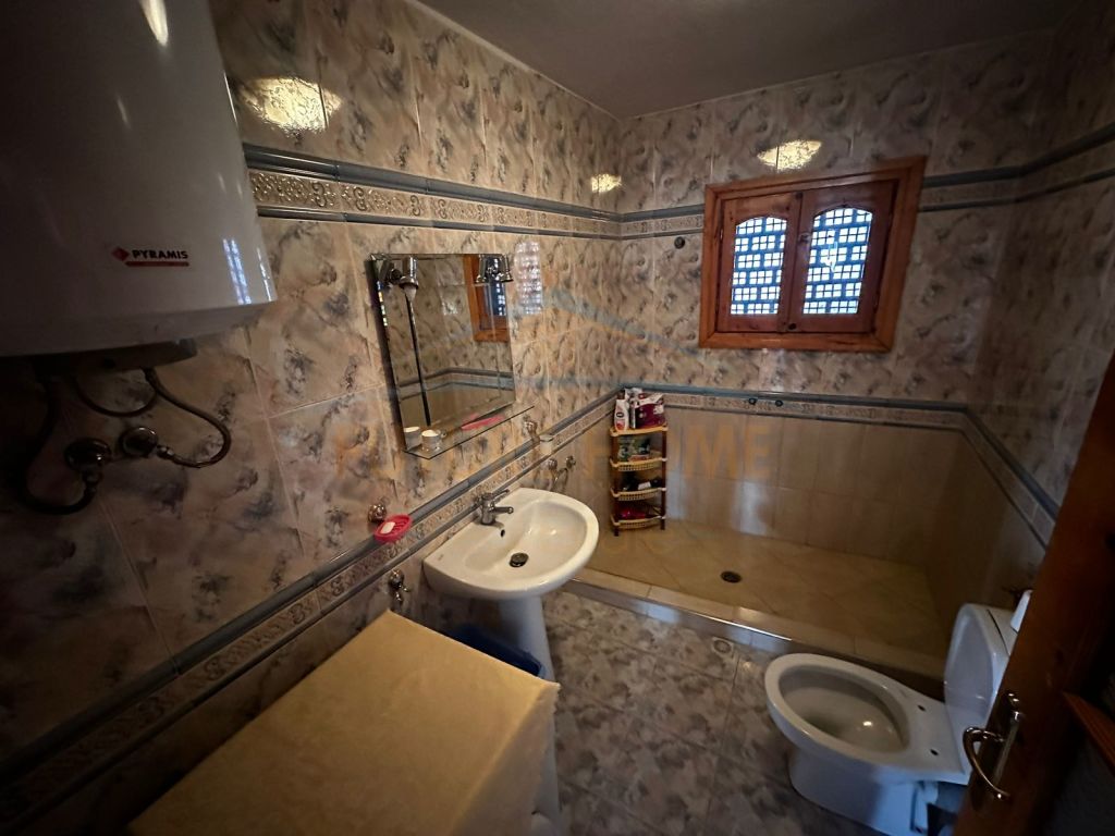For sale, 3-Storey Villa, Neighborhood 7, Korçë