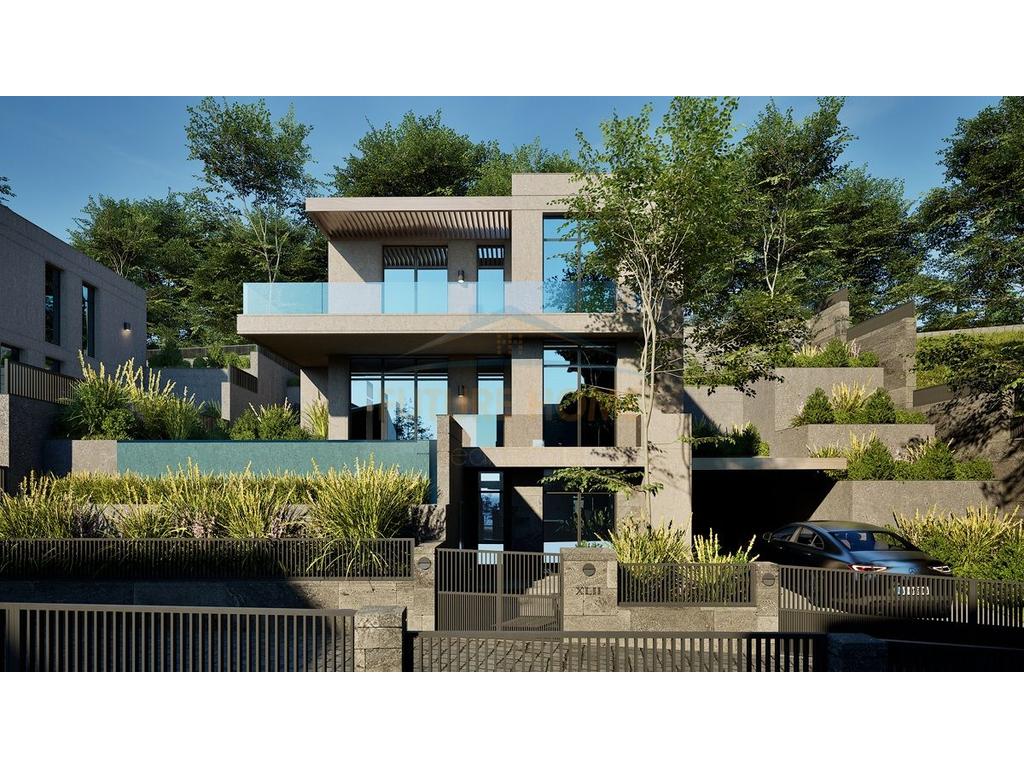 3-storey villa for sale, Farka Lake, Tirana.