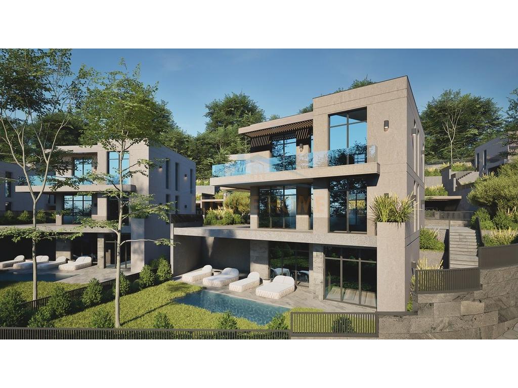 3-storey villa for sale, Farka Lake, Tirana.