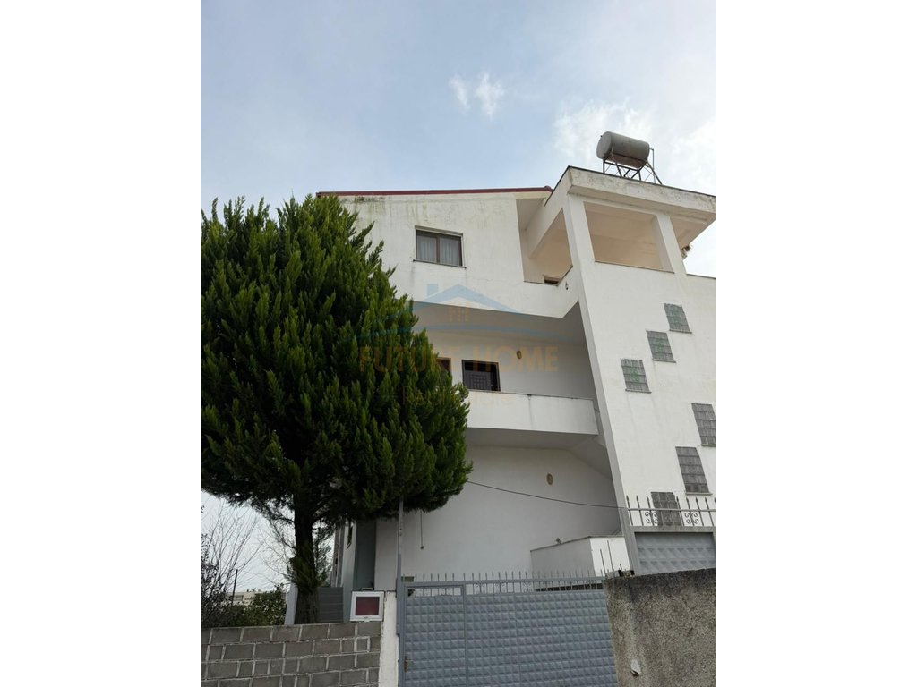For sale, 3-Story Villa in Prush, Kombinat, Tirana