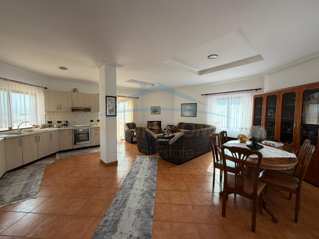 For sale, 3-Story Villa in Prush, Kombinat, Tirana