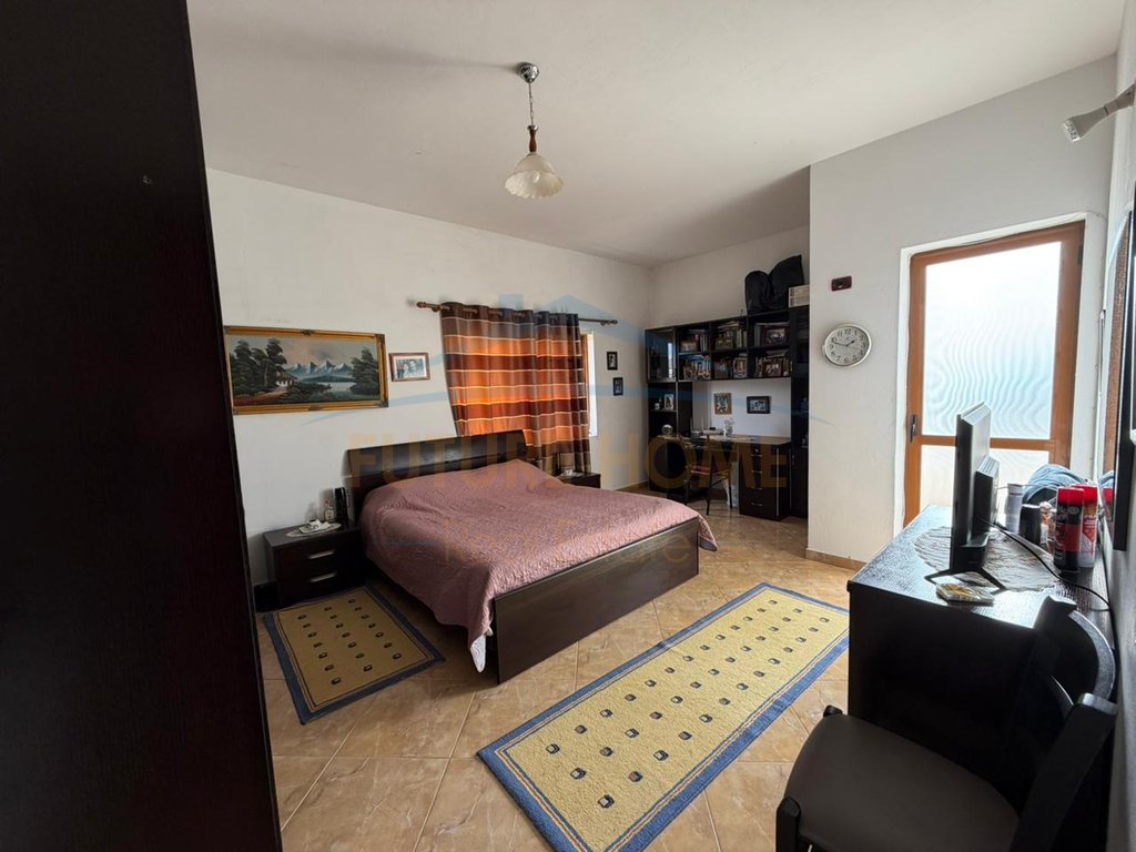 For sale, 3-Story Villa in Prush, Kombinat, Tirana
