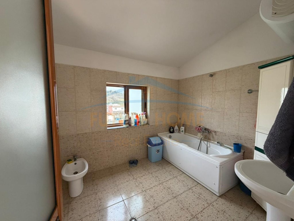For sale, 3-Story Villa in Prush, Kombinat, Tirana