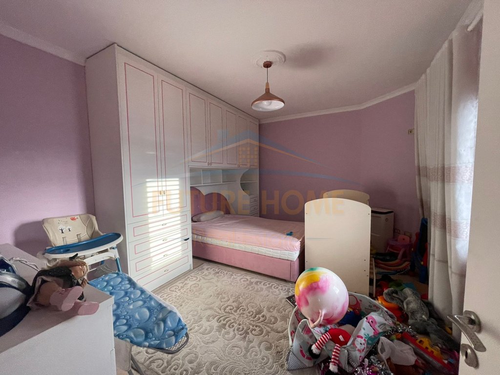 3-story Villa for Sale, Sauk, Tirana