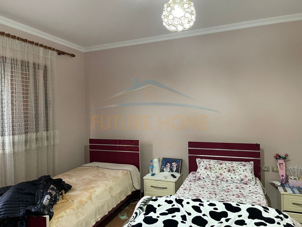3-story Villa for Sale, Sauk, Tirana