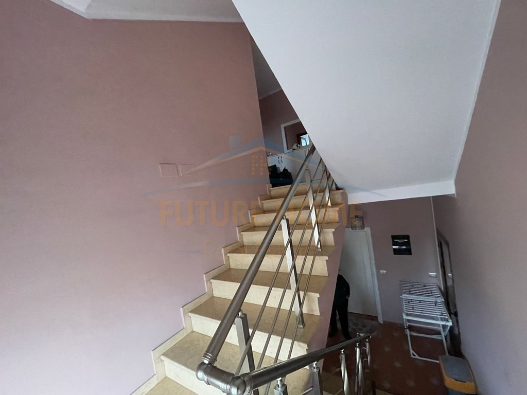 3-story Villa for Sale, Sauk, Tirana