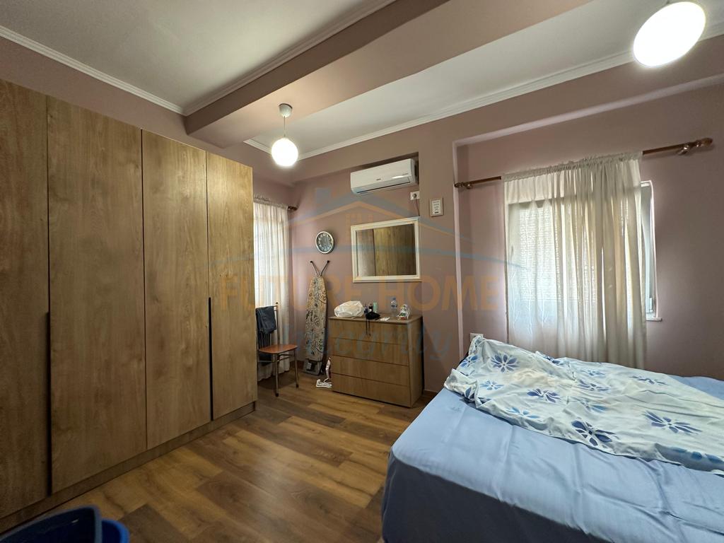 For sale, 3-story villa, Ballet School, Tirana.