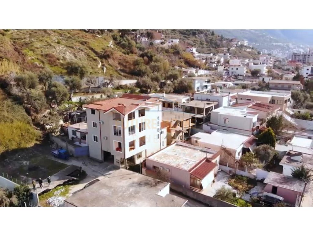 For sale, 4-Storey Villa, Neighborhood "10 Korriku", Vlorë