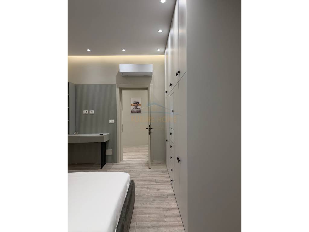 For sale. 4-story villa, Dry Lake, Tirana
