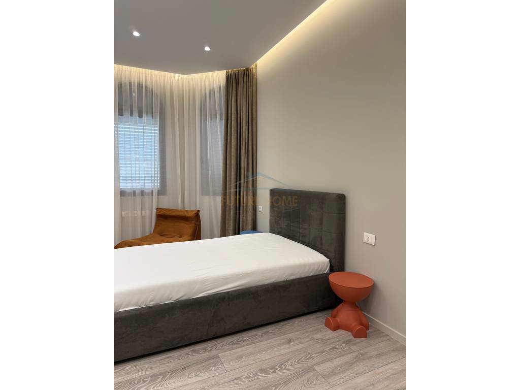 For sale. 4-story villa, Dry Lake, Tirana