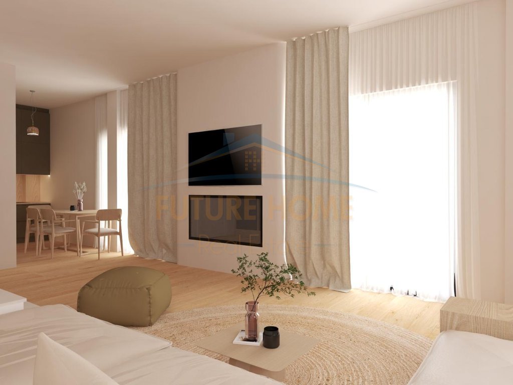 For Sale, Villa, Golem