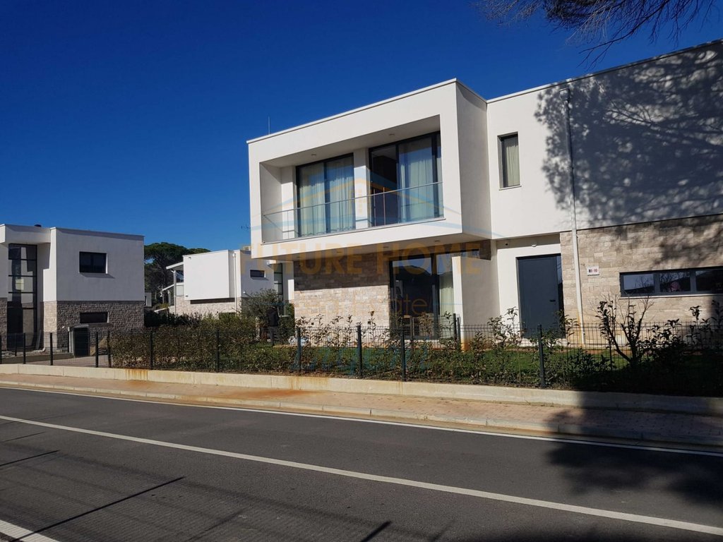 For sale, Four-story villa, San Pietro, Gjiri i Lalezit.