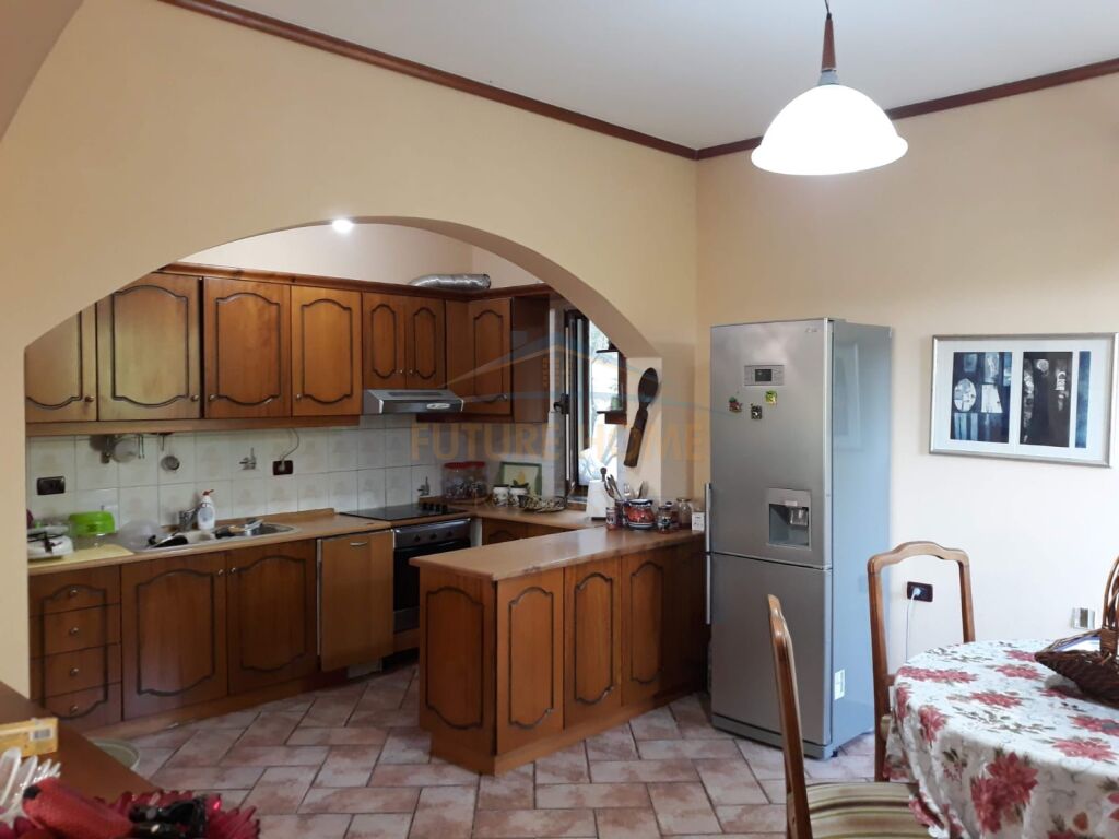 For sale, Villa, Hajro Cakerri neighborhood, Vlora