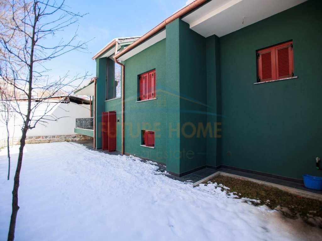 For Sale, Private Villa, Neighborhood 16, Korçë