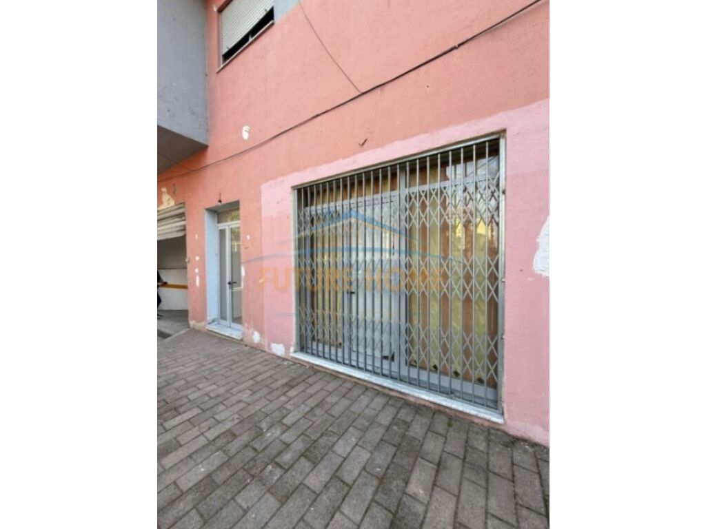 For Sale, Business Environment (Unit), near the Glass Factory, Kombinat, Tirana
