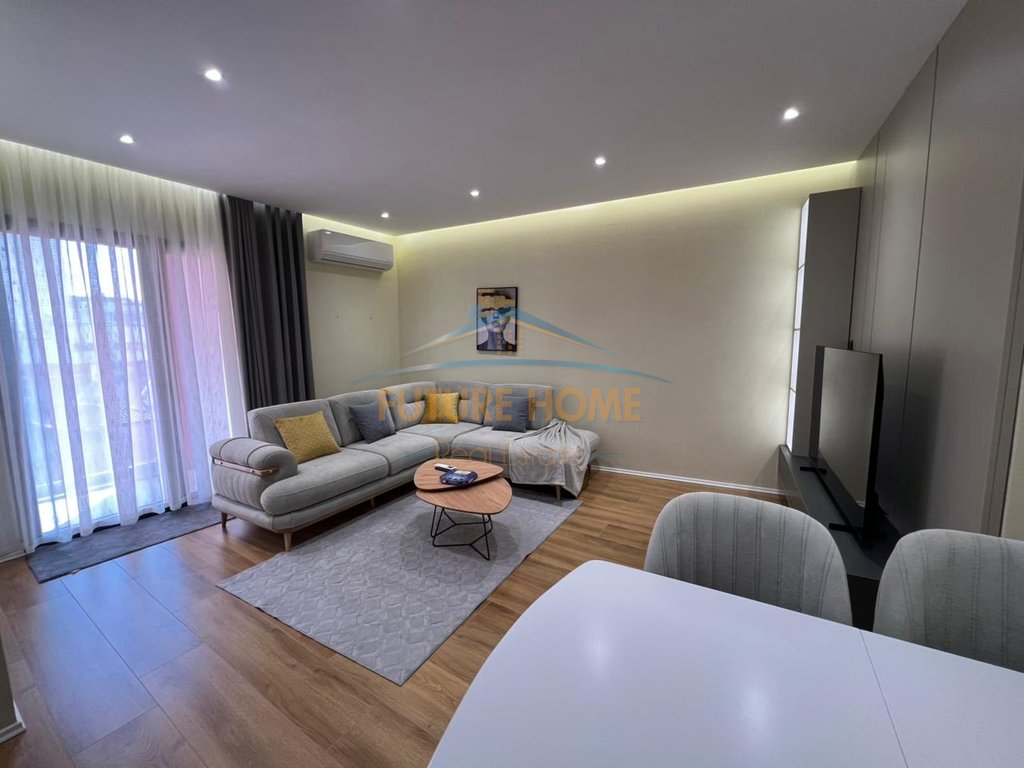 For sale, 1+1 Apartment, Roma Gallery, Kavajes Street, Tirana!
