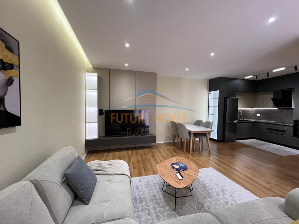 For sale, 1+1 Apartment, Roma Gallery, Kavajes Street, Tirana!