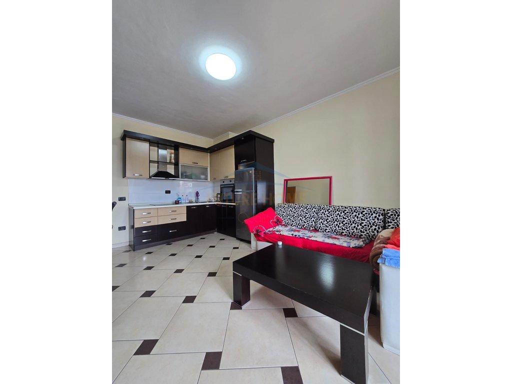 Shitje, Apartament 1+1, Gjykata, Durres.