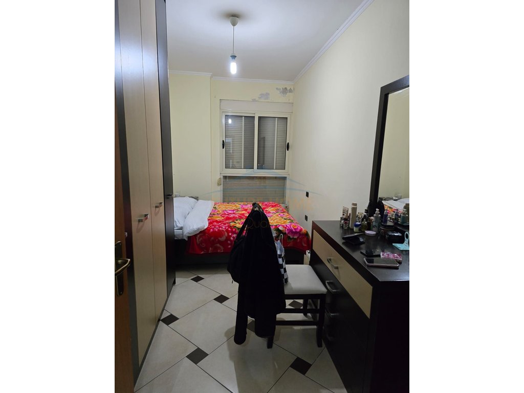 Shitje, Apartament 1+1, Gjykata, Durres.