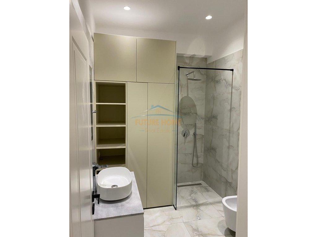 Shitje, Apartament 1+1, Unaza e Re, Tirane.