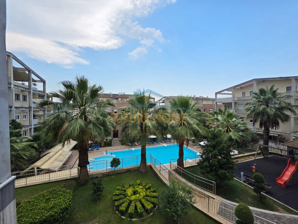 Shitje , Apartament 3+1+3 me verande tek Rezidenca Touch of The Sun!
