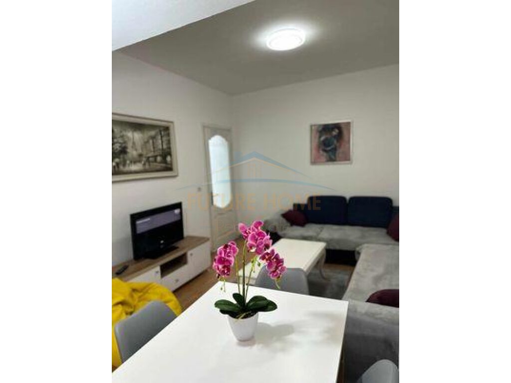 For sale, 3+1 Apartment, Brryli, Tirana.