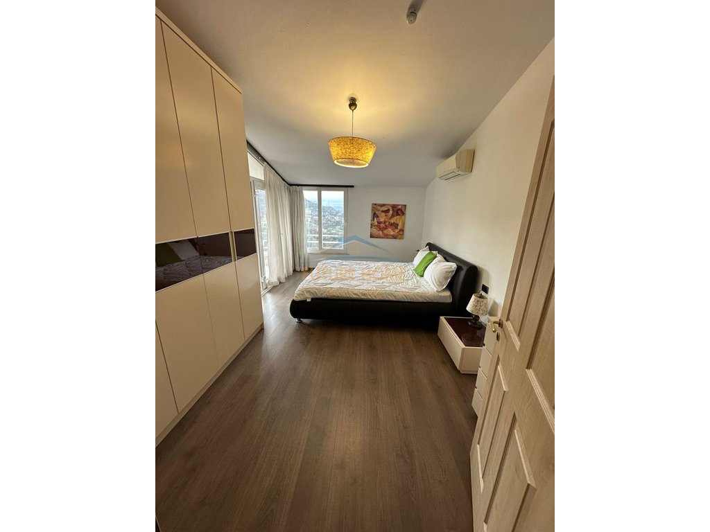 Shitje, Duplex 2+1+2, Rezidenca "Kodra e Diellit 1", Tiranë.