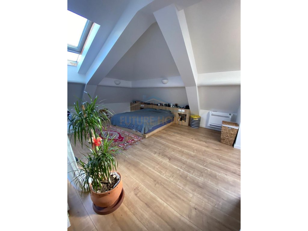 For sale, Penthouse 1+1, former Blloku