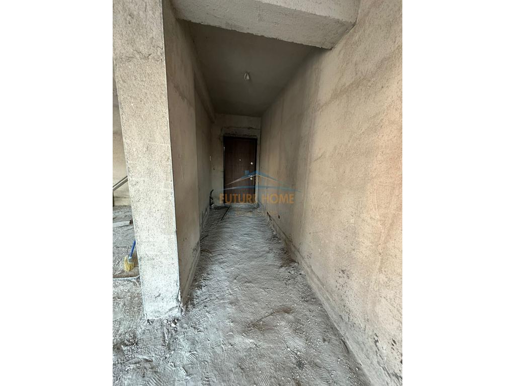 Shitje, Penthouse, Bulevardi Zhan Dark,Tiranë.