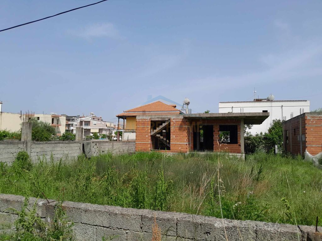 Sale, Private House, in Durrës