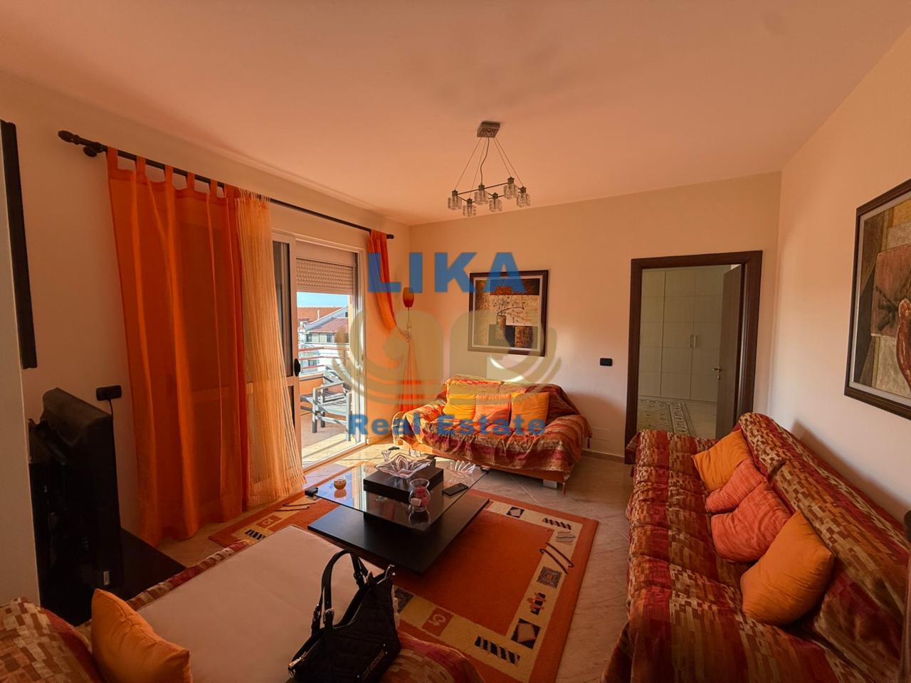 Apartament 2+1 për Shitje në Golem, 180m nga Deti