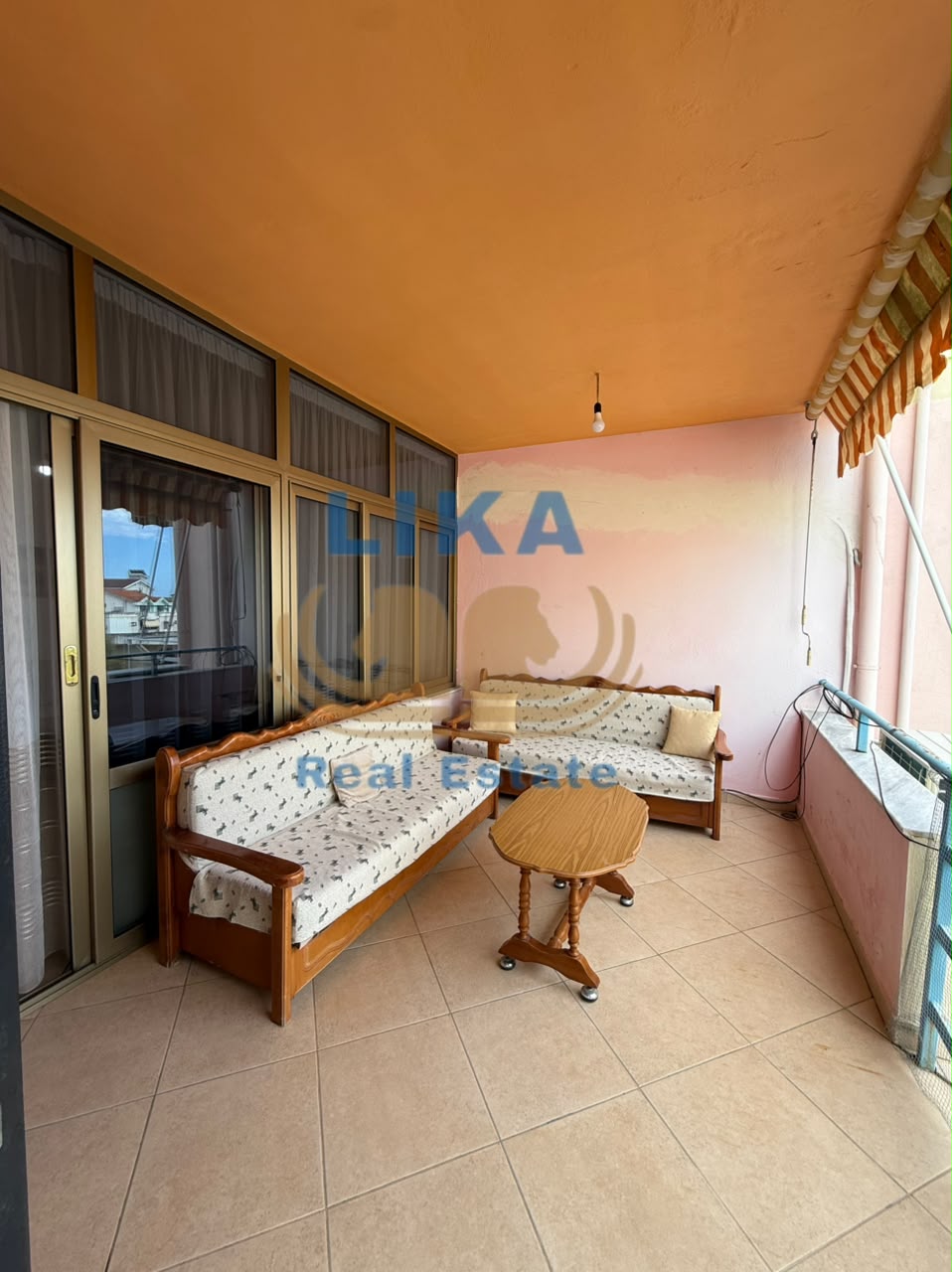 Shitet Apartament 2+1 Pranë Detit në Golem | 82m² + Garazh