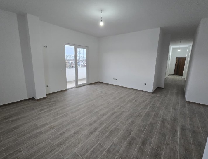 Apartment, Bulevardi Ri, Tirana