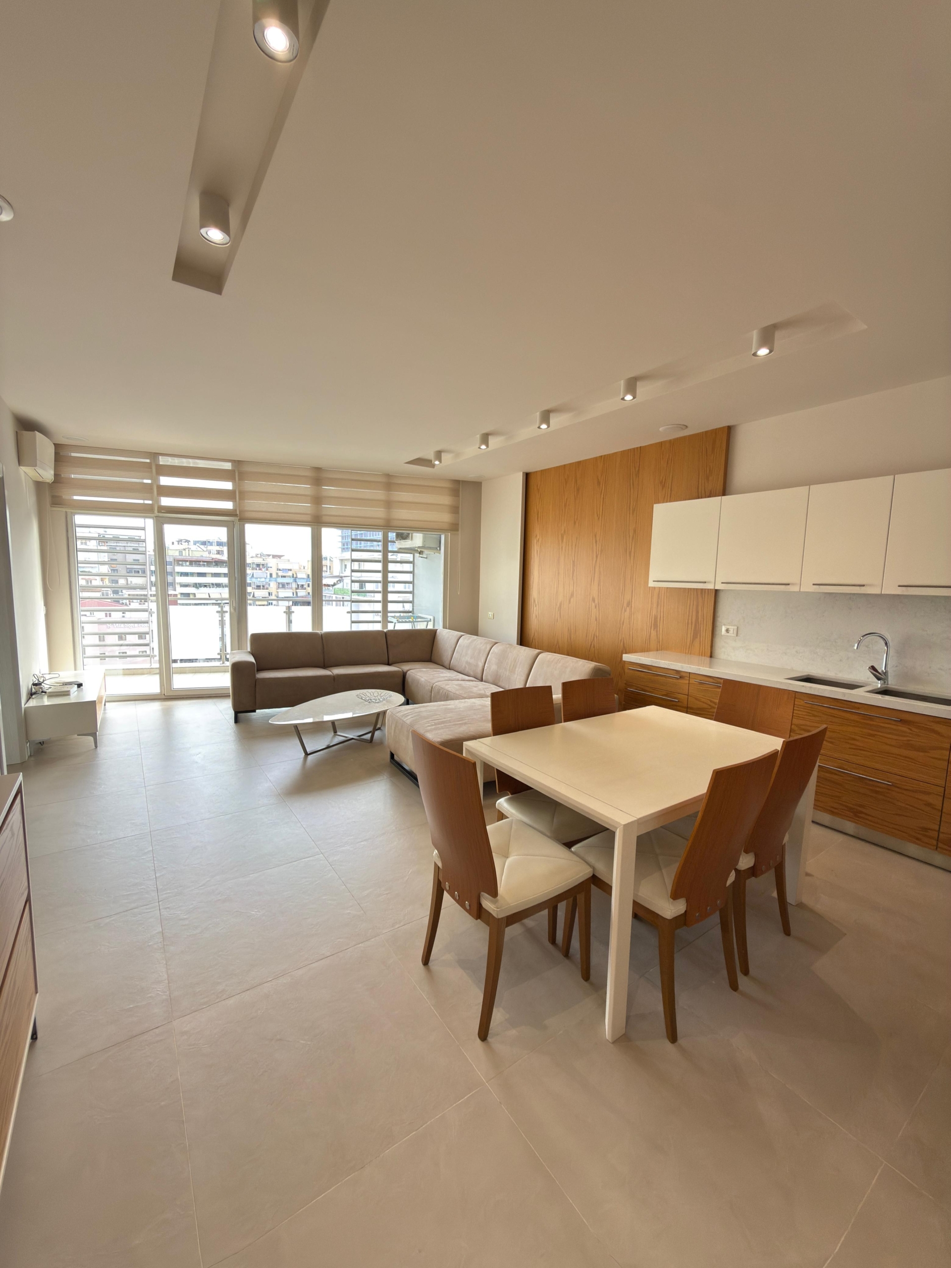 Apartment, Komuna Parisit, Tirana