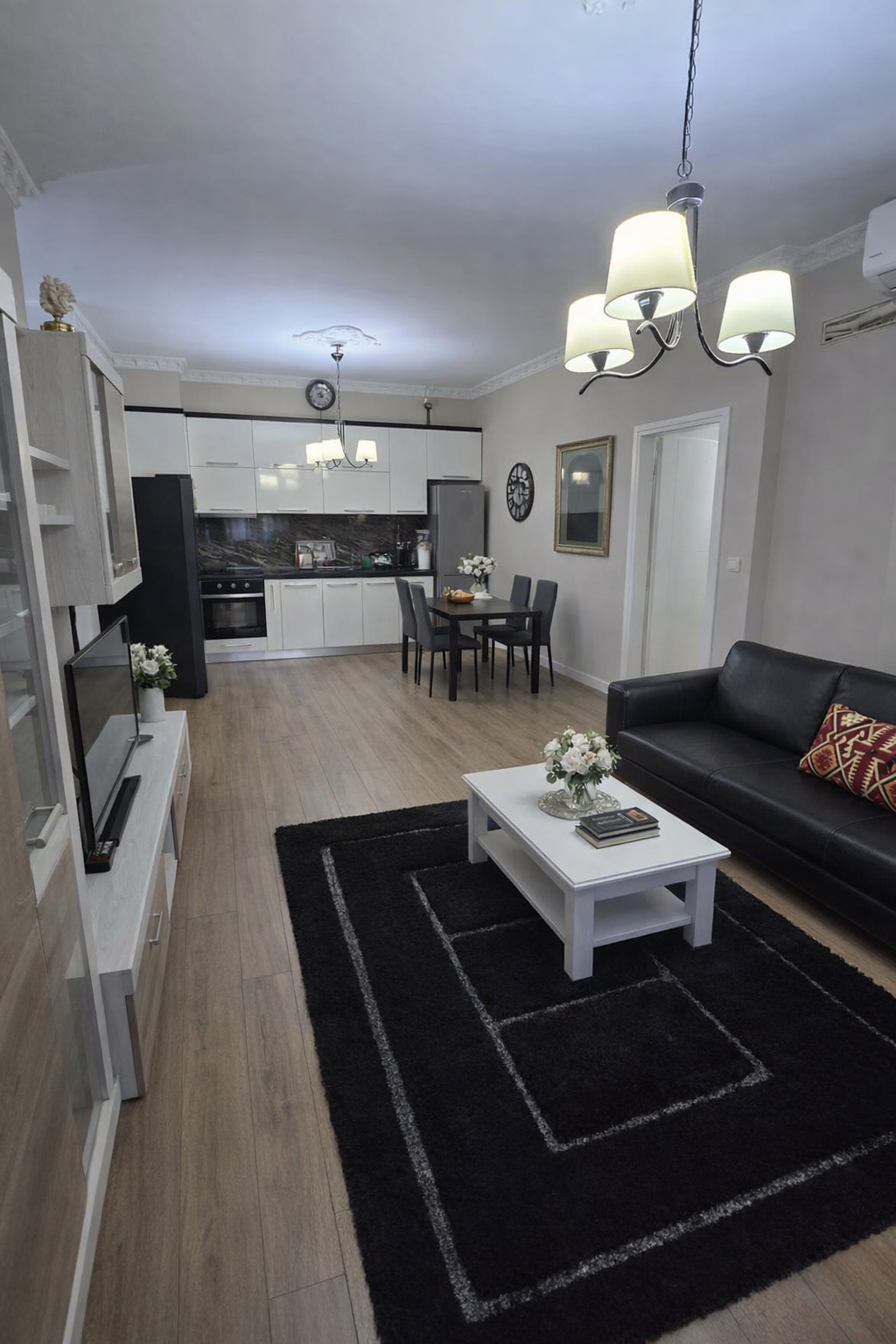 Apartment, Pazari i Ri, Tirana