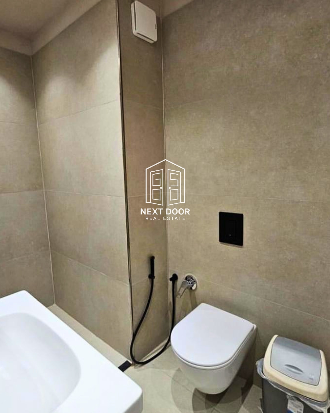Apartment, Rruga e Kosovarëve