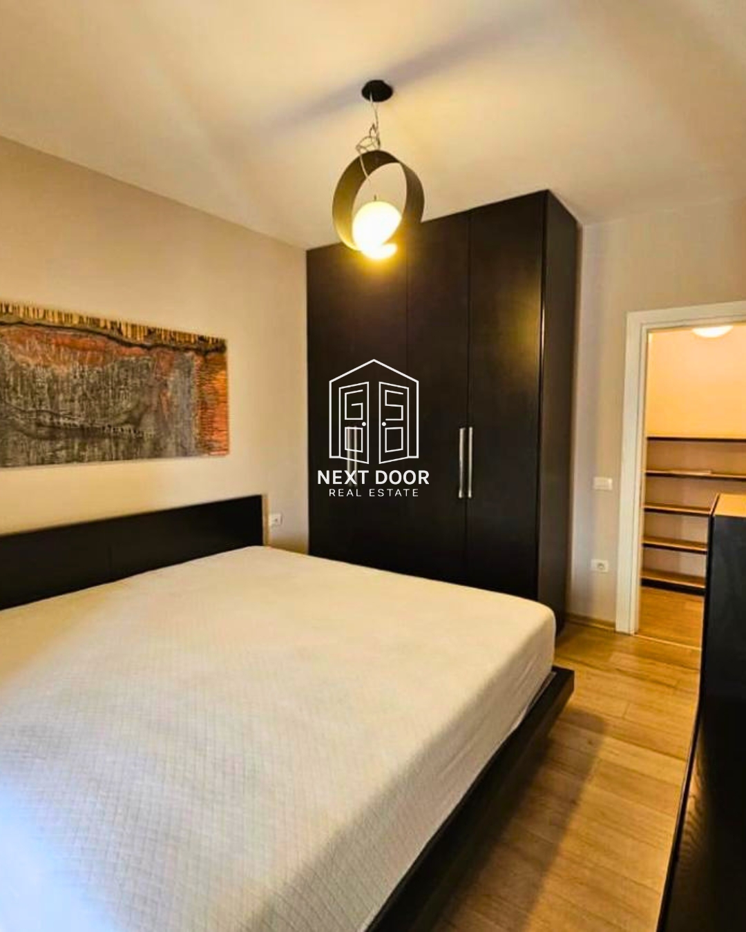 Apartment, Rruga e Kosovarëve