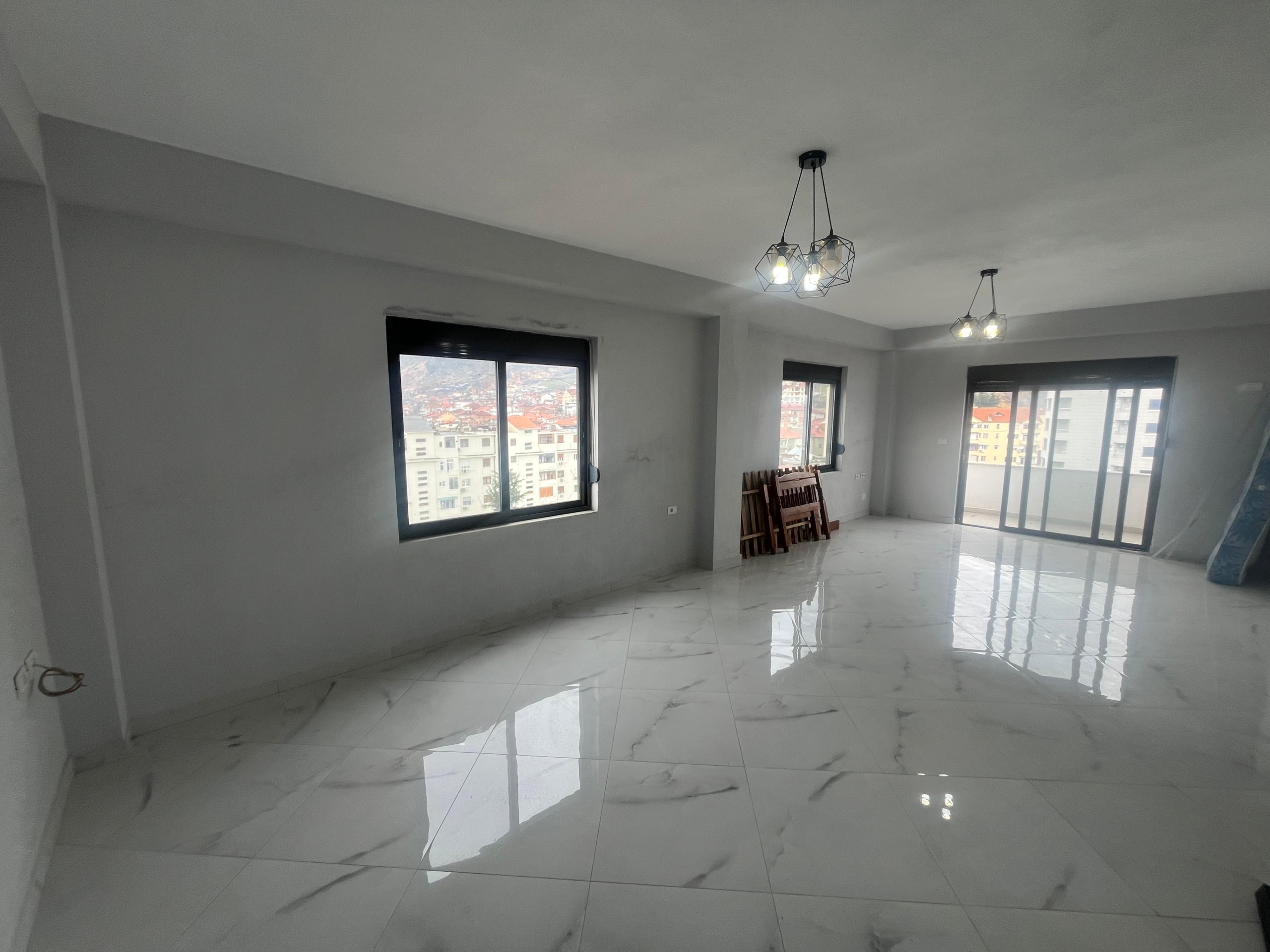 Apartment, Pogradec