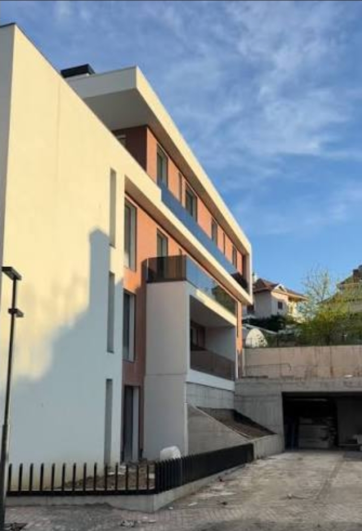 Level 1 Apartment, Sauk